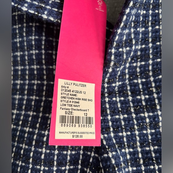 Lilly Pulitzer| 5” Gretchen High Rise Navy Checker Board Elegant Shorts - Firm - Picture 6 of 8